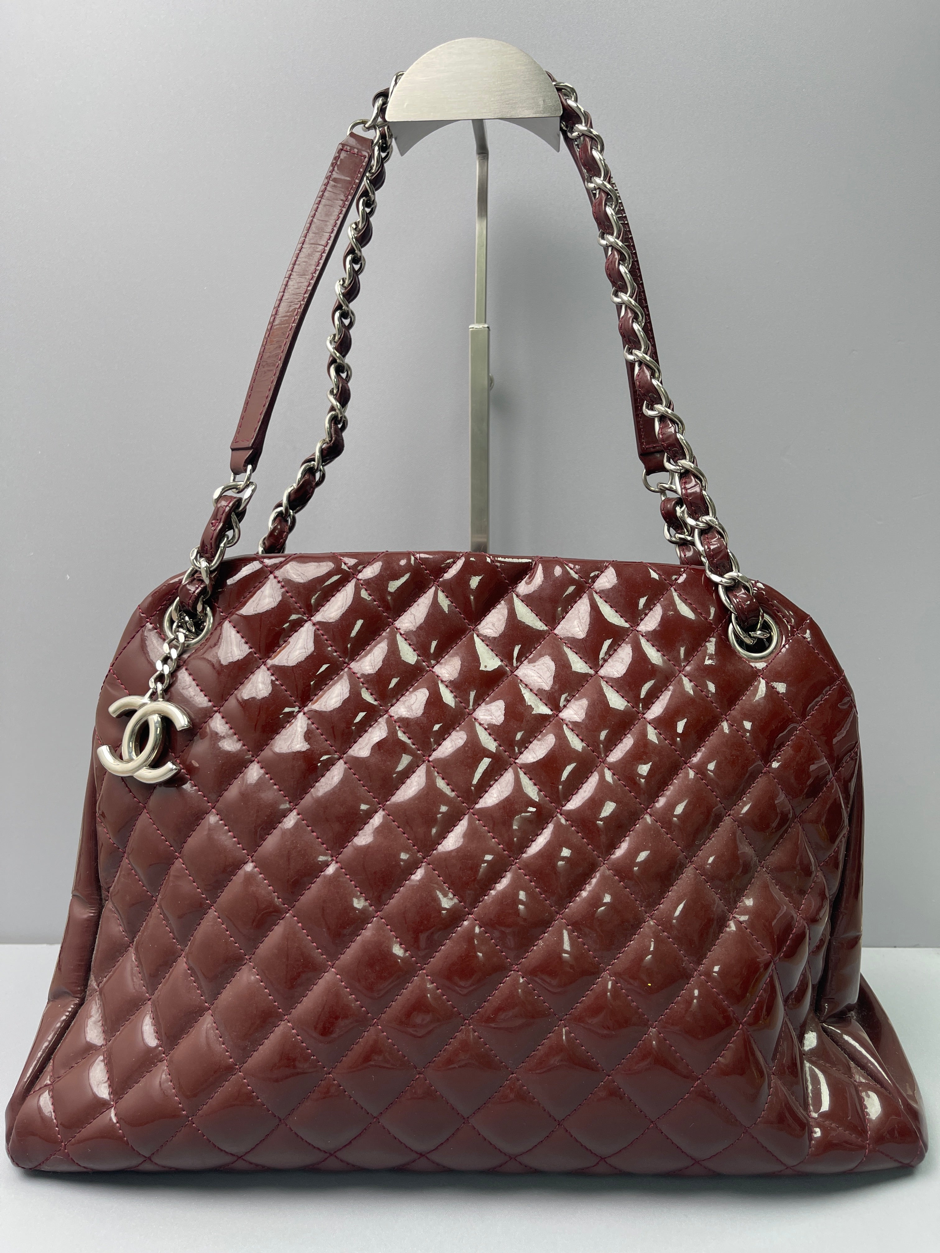 Pre-Owned Chanel Just Mademoiselle Large Bowling Bag55003325