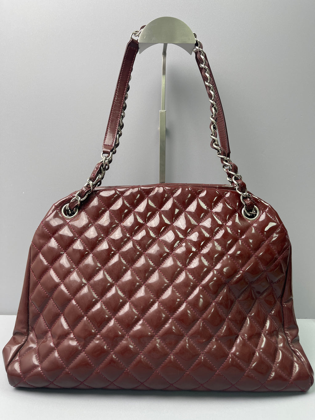 Pre-Owned Chanel Just Mademoiselle Large Bowling Bag55003325