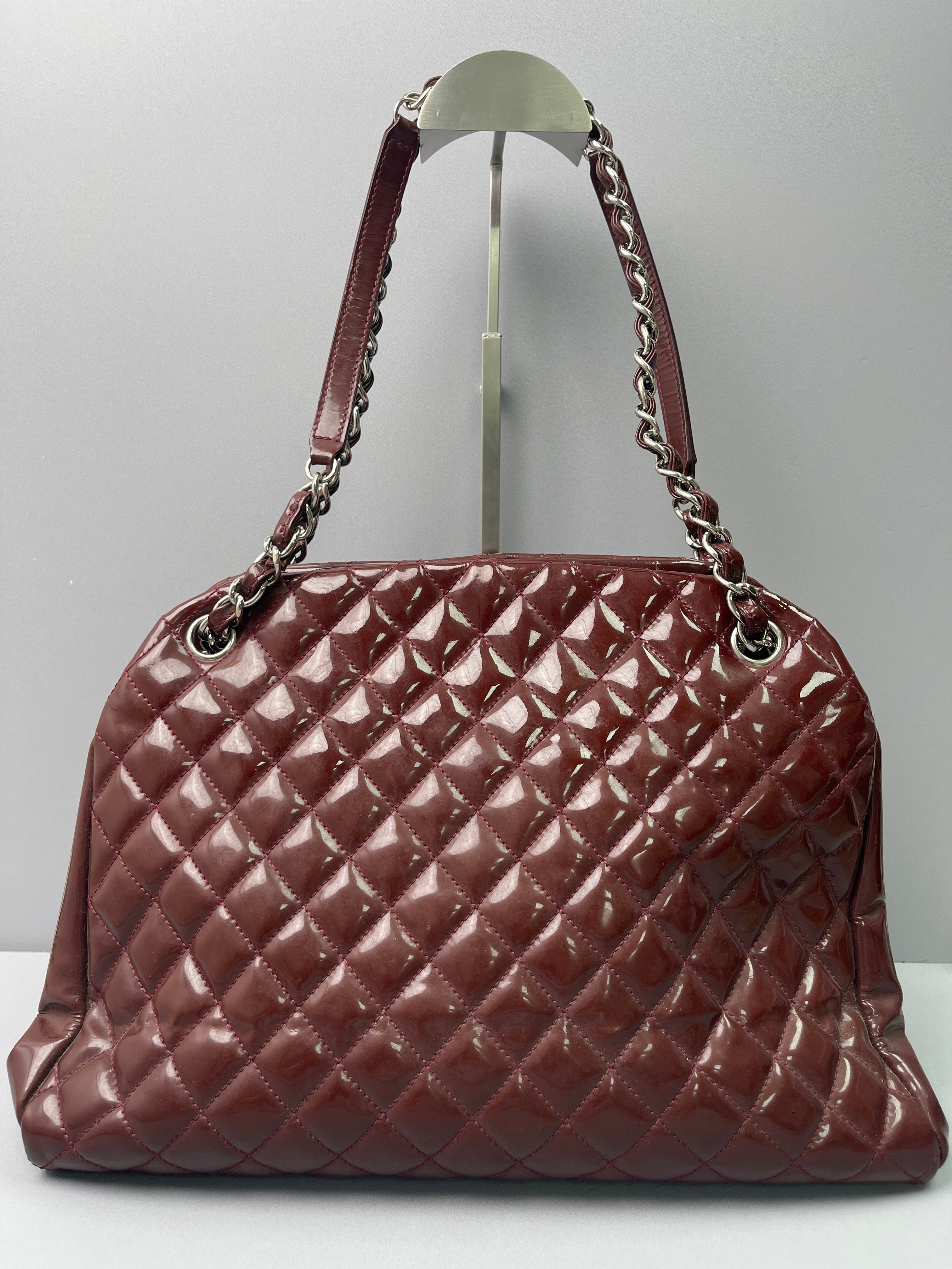 Pre-Owned Chanel Just Mademoiselle Large Bowling Bag55003325