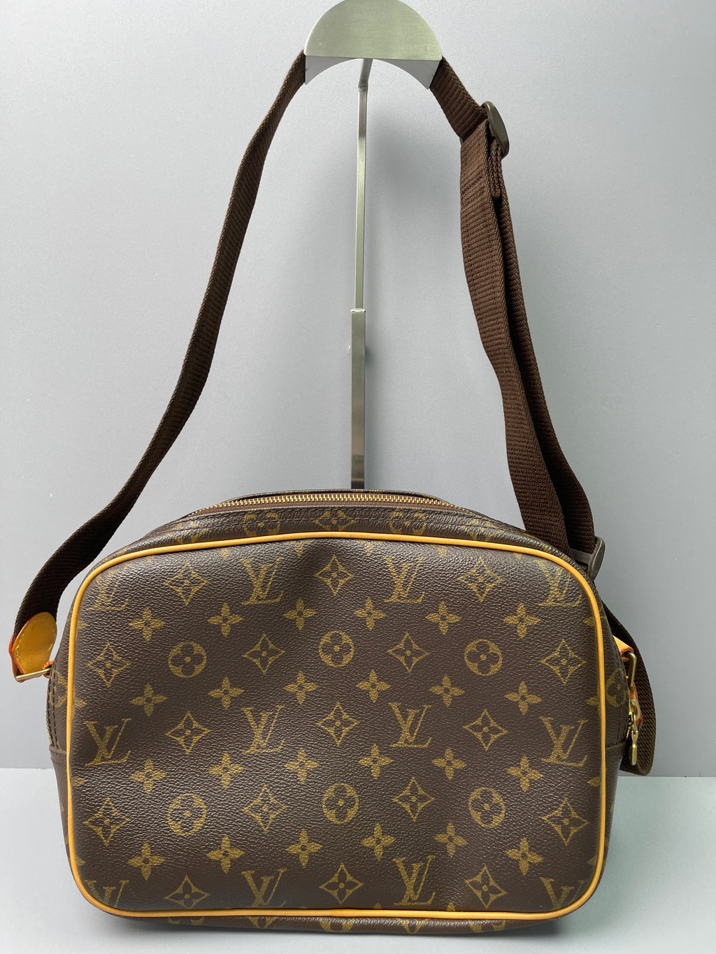 Pre-Owned Louis Vuitton Reporter PM Crossbody Shoulder Bag55310230